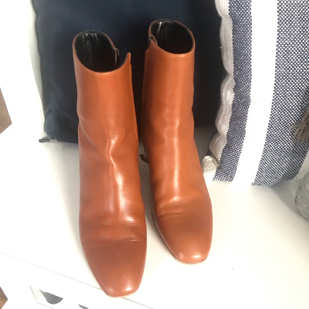 M.Gemi leather boots